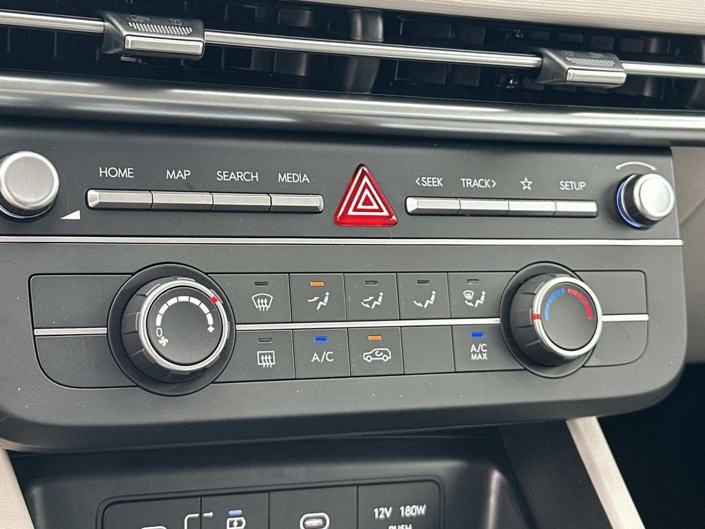 New 2026 Black Hyundai SE FWD image 22