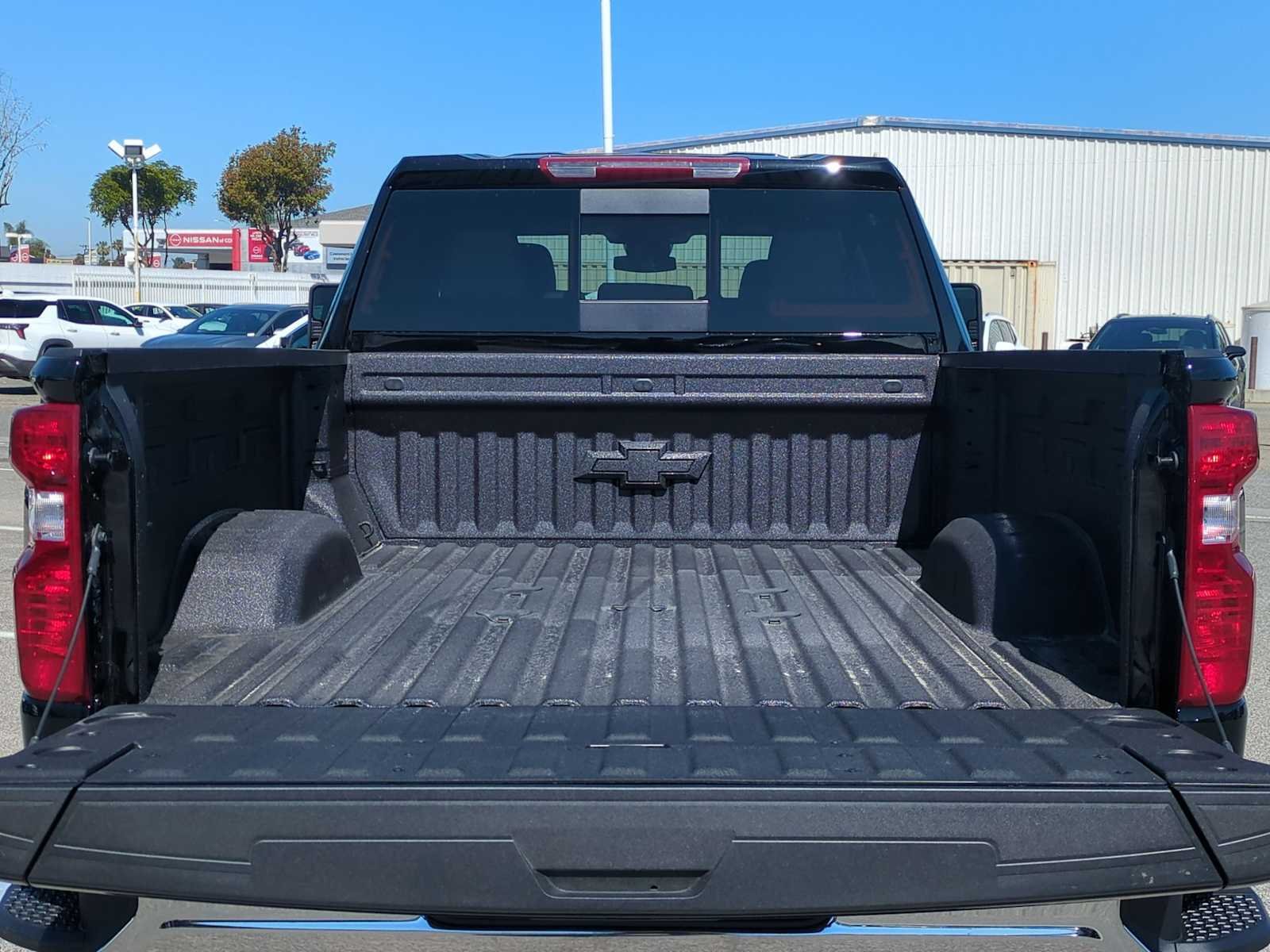 New 2026 Black Chevrolet LT image 25
