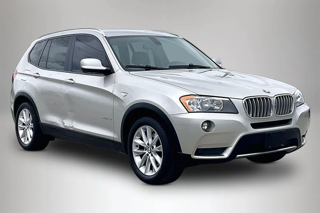 2013 BMW X3 xDrive28i's photo