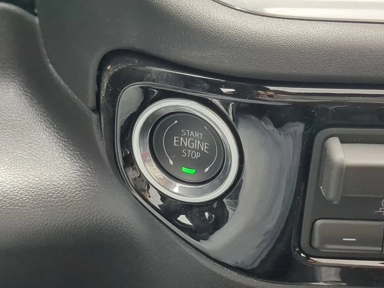 2026 GMC Sierra 1500 SLT - Photo 27