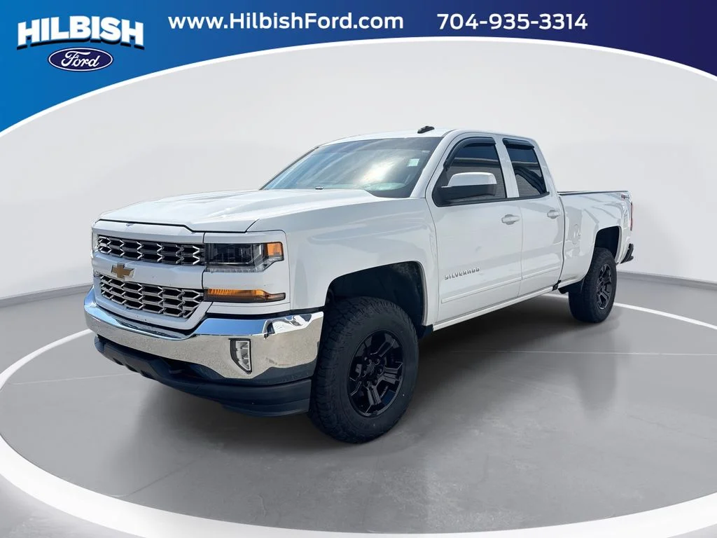 Used 2017 White Chevrolet LT image 1