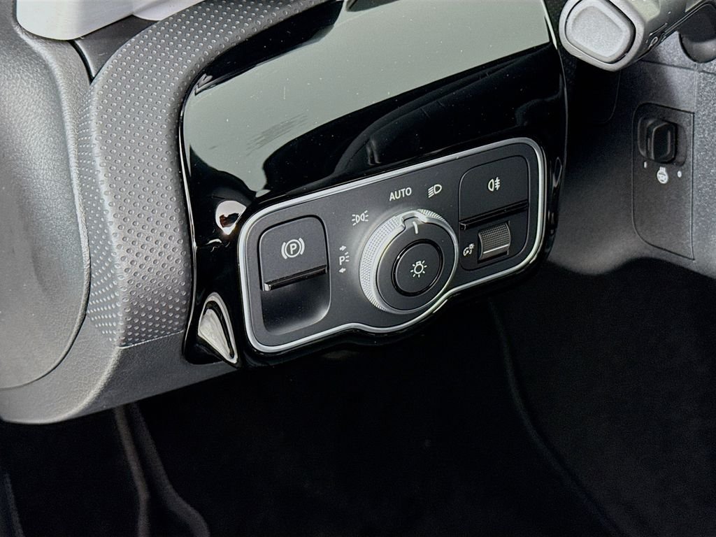 New 2026 Polar White Mercedes-Benz CLA 250 image 11
