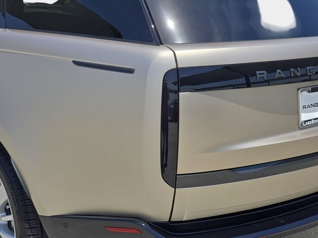 New 2026 Sunset Gold Satin Land Rover SE image 36