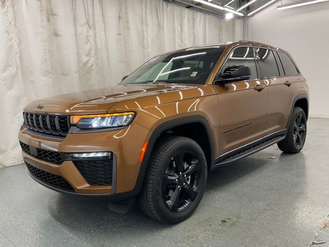 New 2026 Copper Shino Metallic Clear-Coat Exterior Paint Jeep Limited image 4