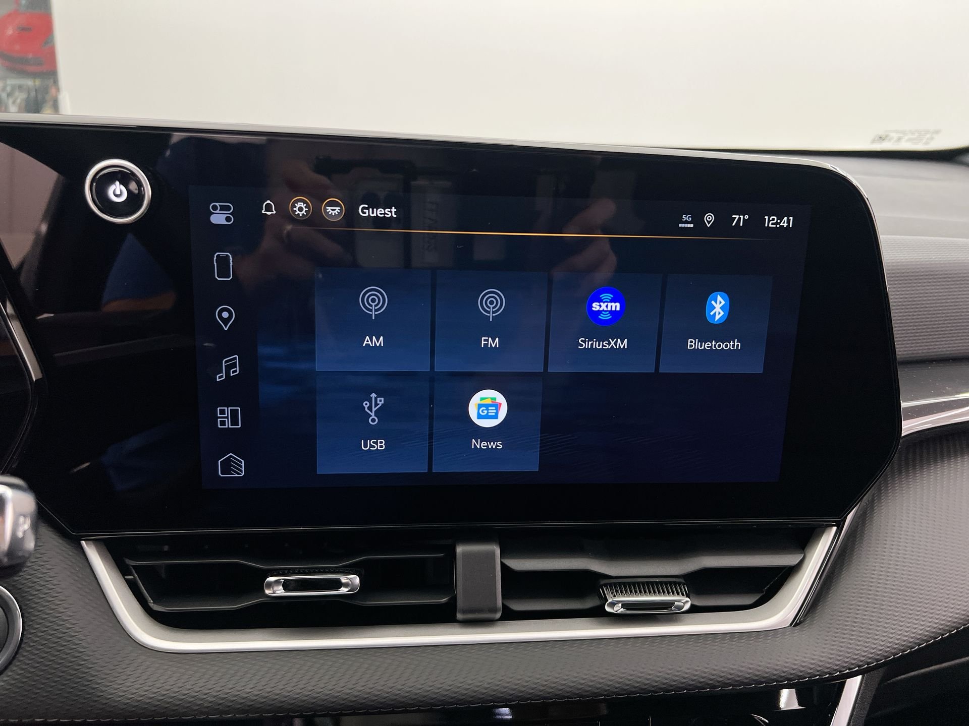 2026 Chevrolet Equinox LT - Photo 68