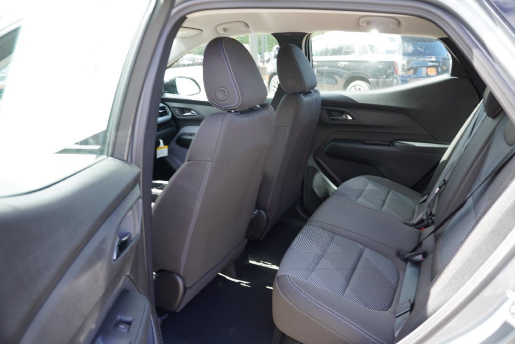 2027 Chevrolet Bolt LT - Photo 11