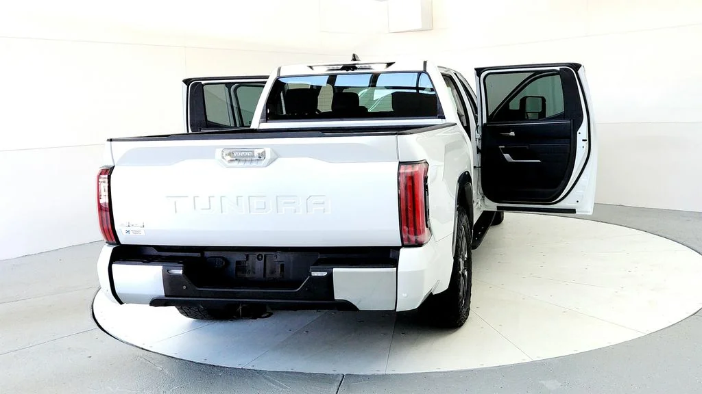 2022 Toyota Tundra Limited - Photo 11
