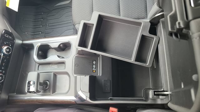 New 2026 Sterling Metallic GMC Elevation image 13