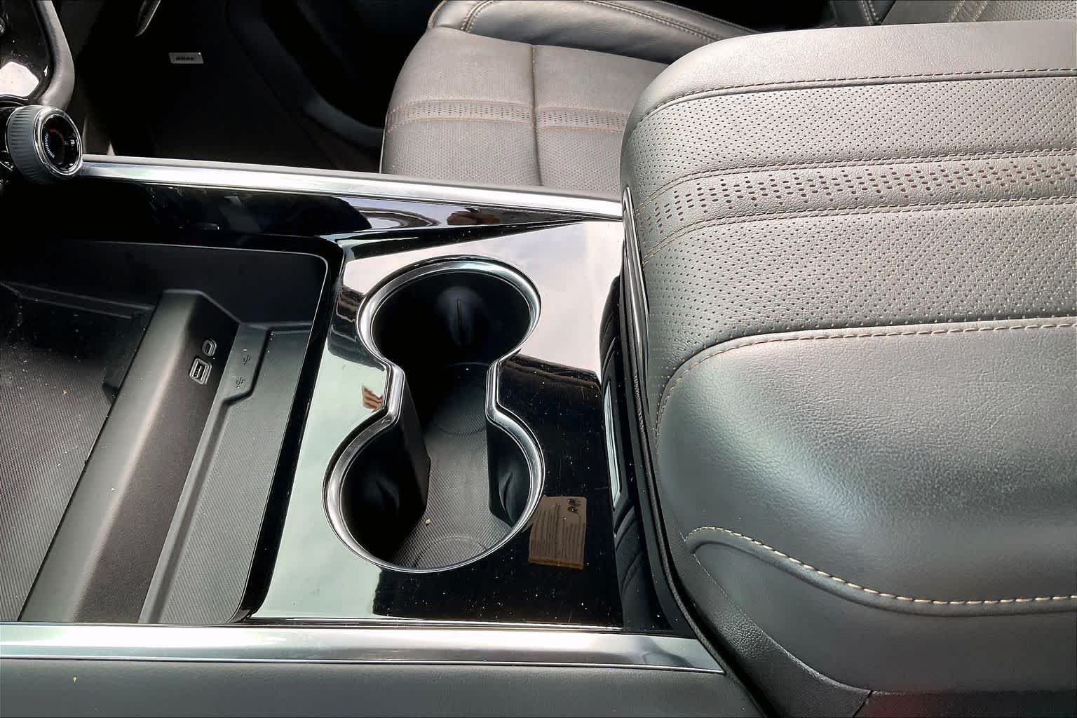 2025 Chevrolet Tahoe High Country - Photo 36