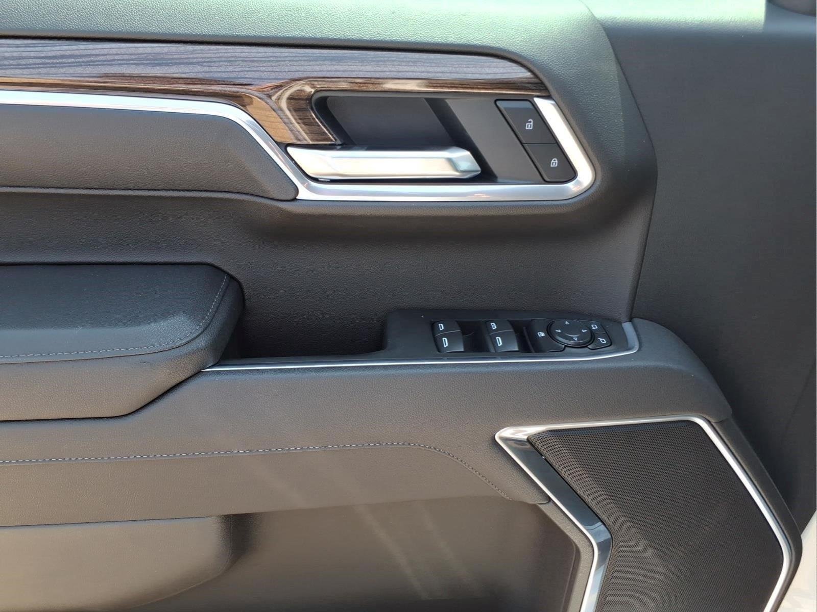 New 2026 Summit White Chevrolet LT image 16