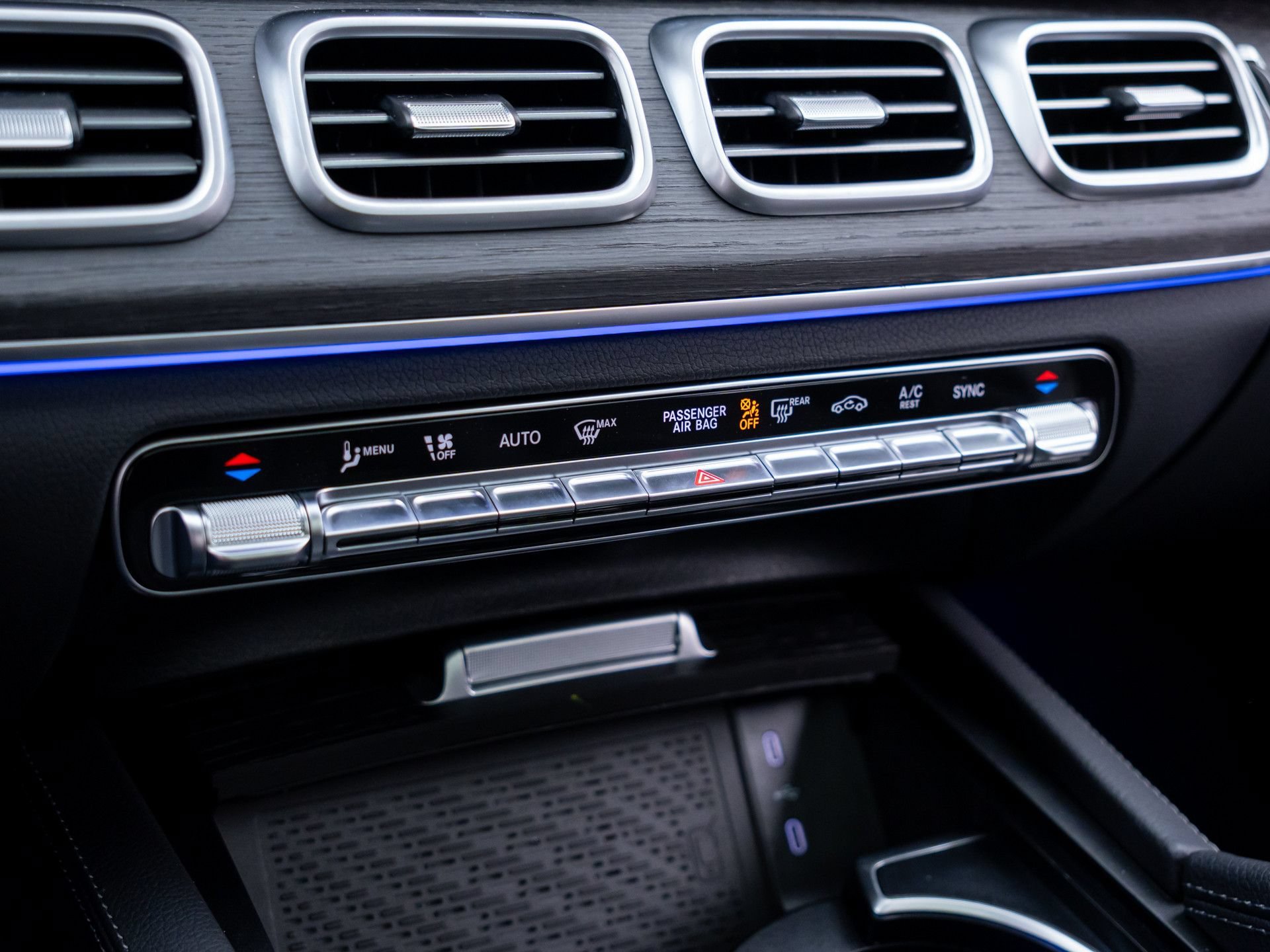 New 2026 MANUFAKTUR Alpine Grey Mercedes-Benz GLS 450 image 71