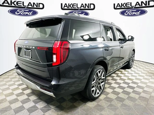 New 2026 Gray Ford Platinum image 3