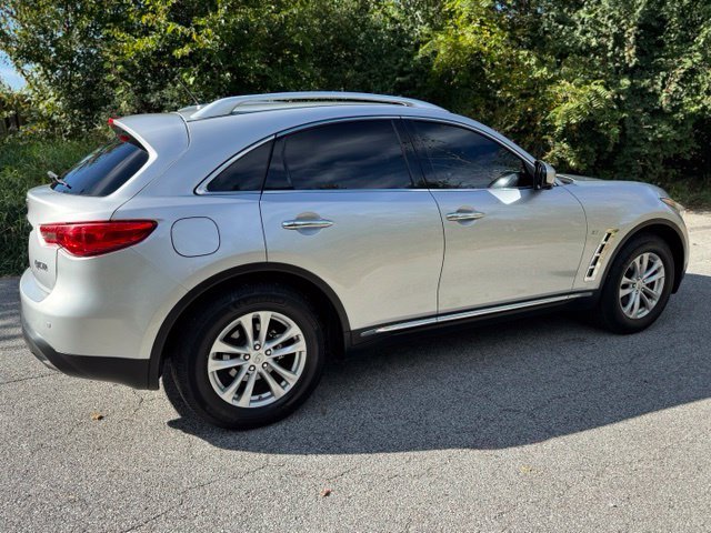 Used 2017 Liquid Platinum INFINITI Base image 5