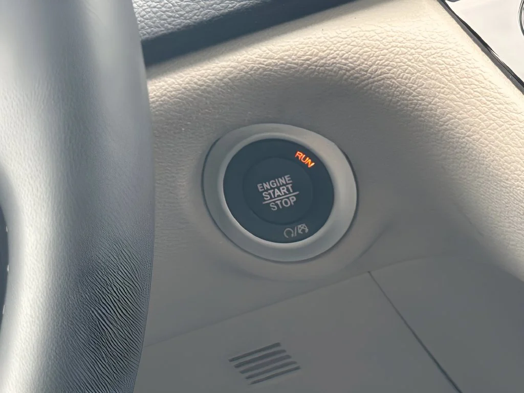Used 2024 Silver Chrysler Touring L image 18