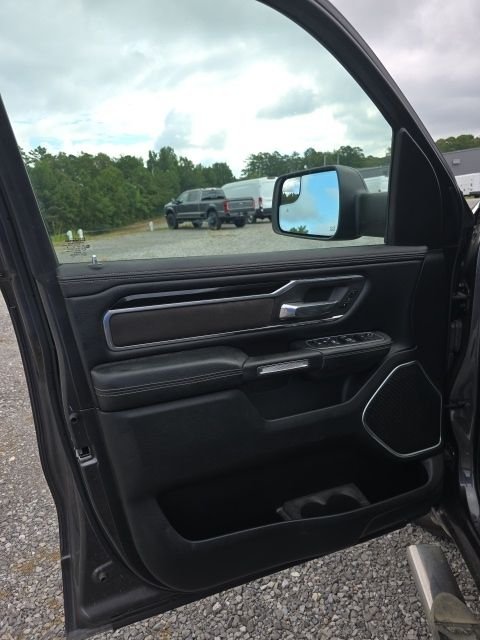 Used 2021 Granite Crystal Clearcoat Metallic Ram Laramie image 10