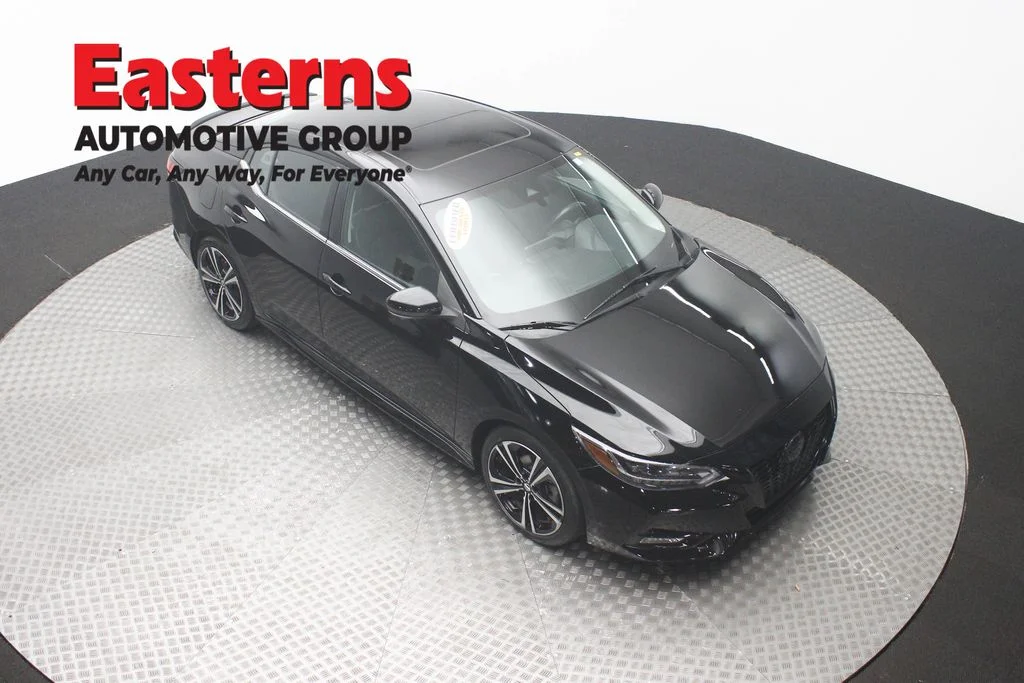 Used 2023 Black Nissan SR image 3