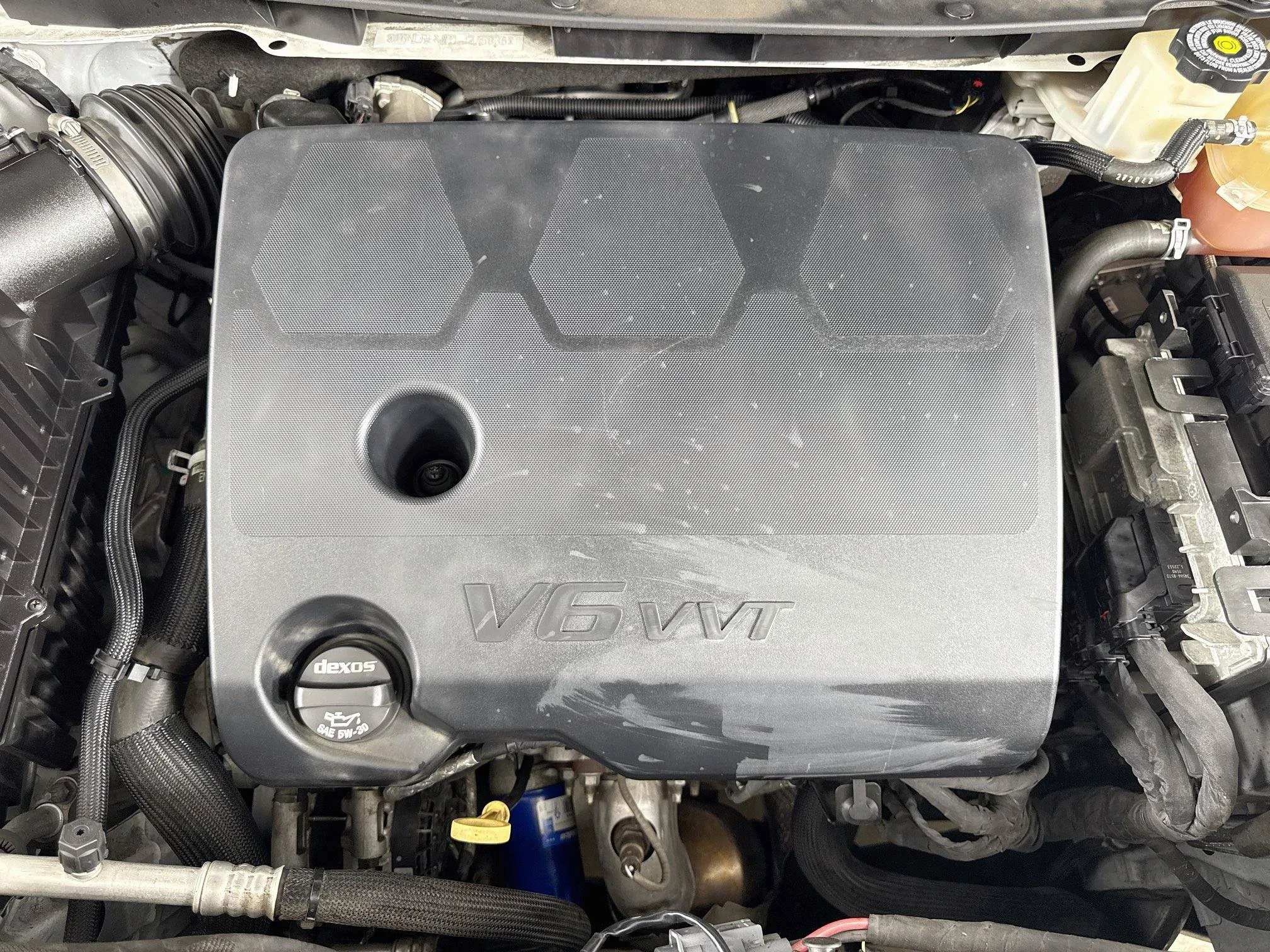 Used 2020 SUMMIT WHITE Chevrolet LS image 32
