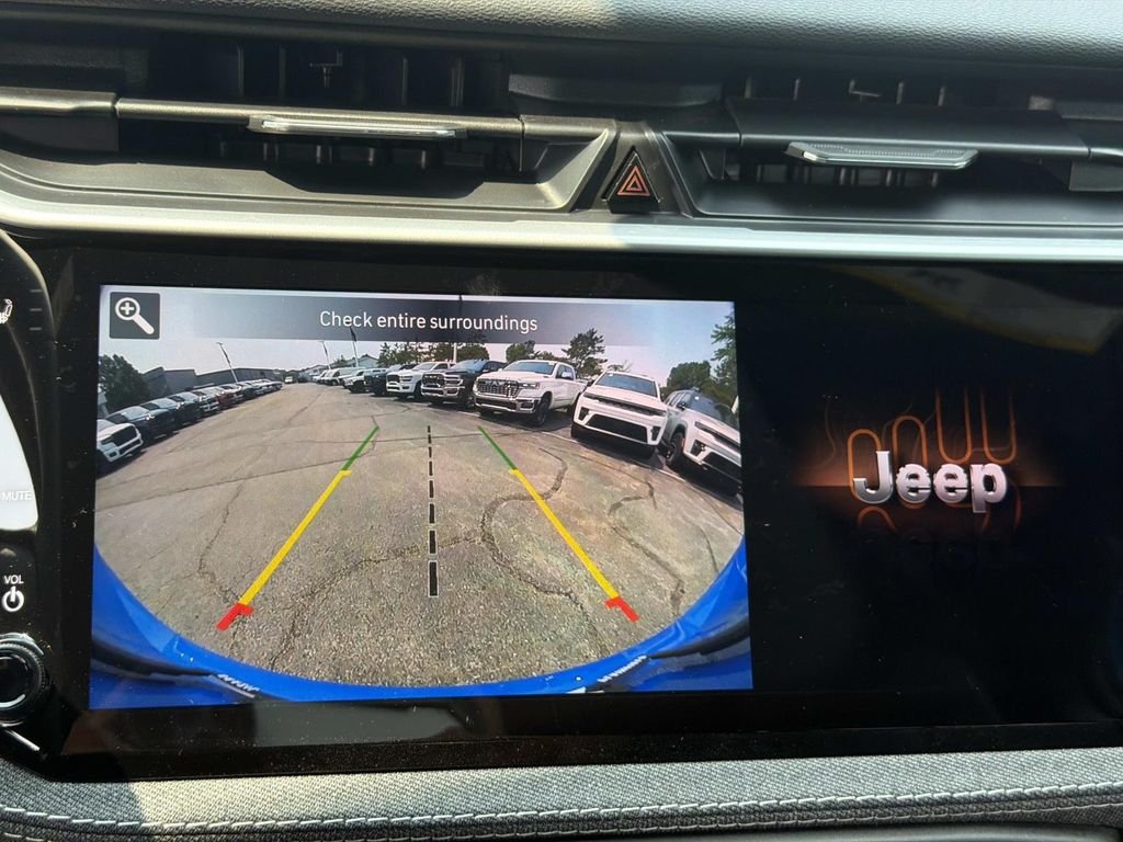 New 2026 Hydro Blue Pearlcoat Jeep Laredo image 19