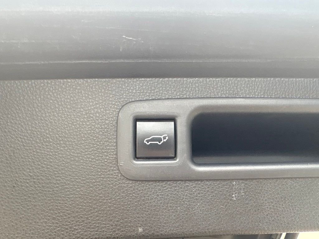 Used 2020 Pearl Toyota Platinum image 45