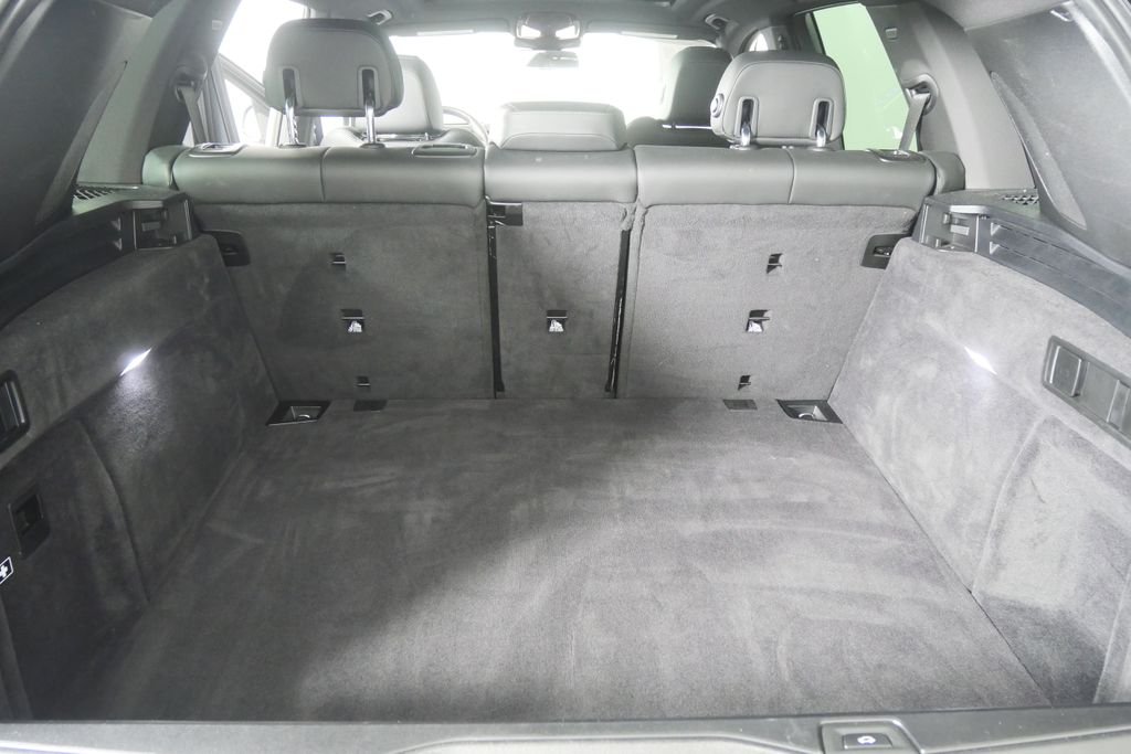 Certified Used 2026 Skyscraper Grey Metallic BMW sDrive40i image 15