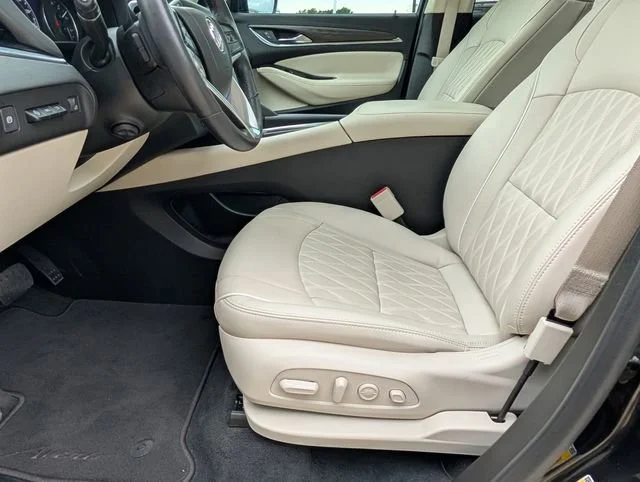 Used 2024 Ebony Twilight Metallic Buick Avenir image 17