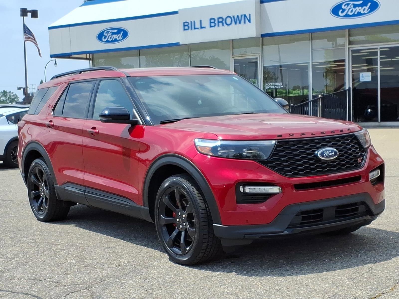 2023 Ford Explorer ST 4WD's photo