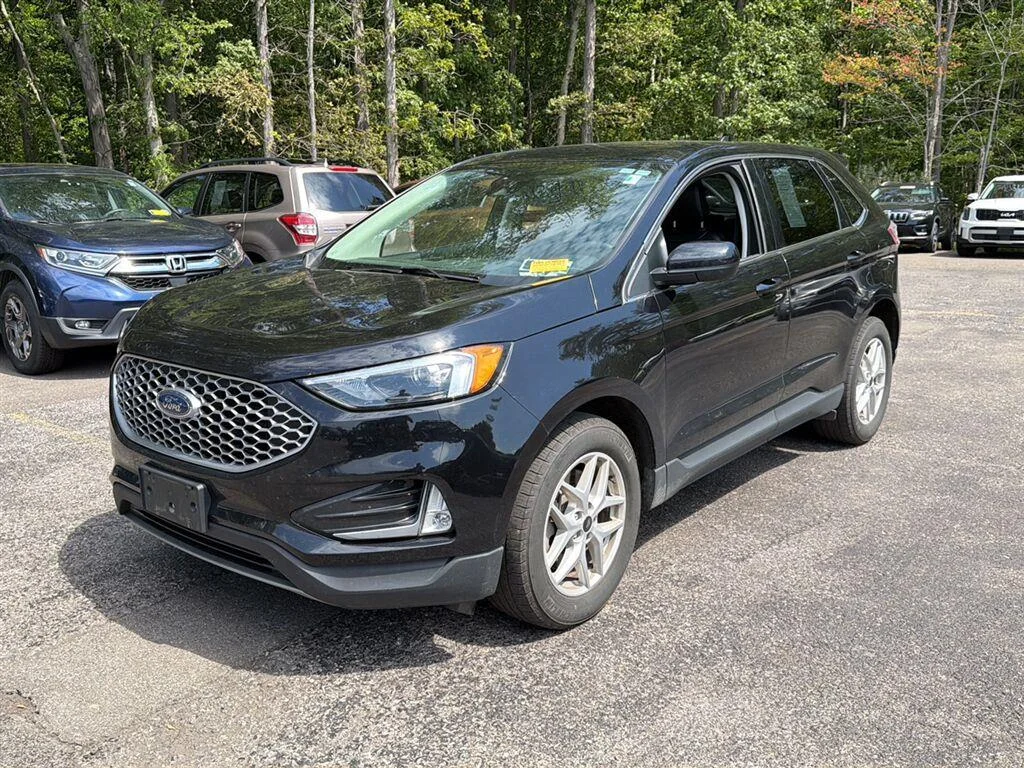 Used 2024 Agate Black Ford SEL image 12