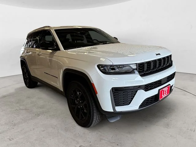 New 2026 Bright White Jeep LAREDO ALTITUDE 4X4 image 8