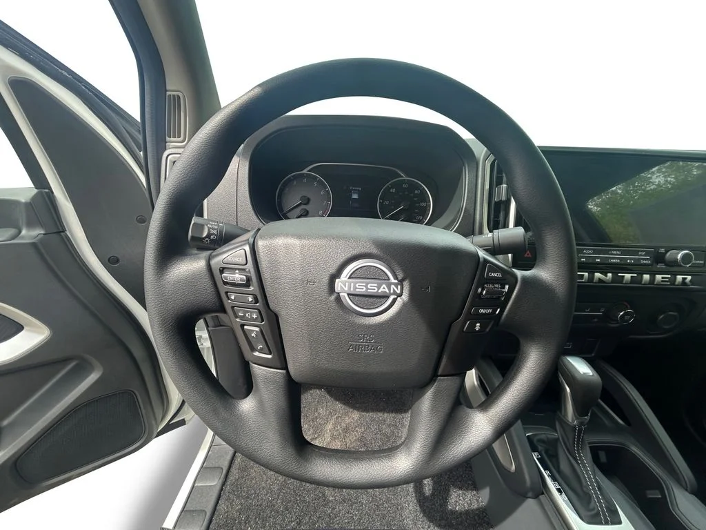 New 2026 Glacier White Nissan SV image 12