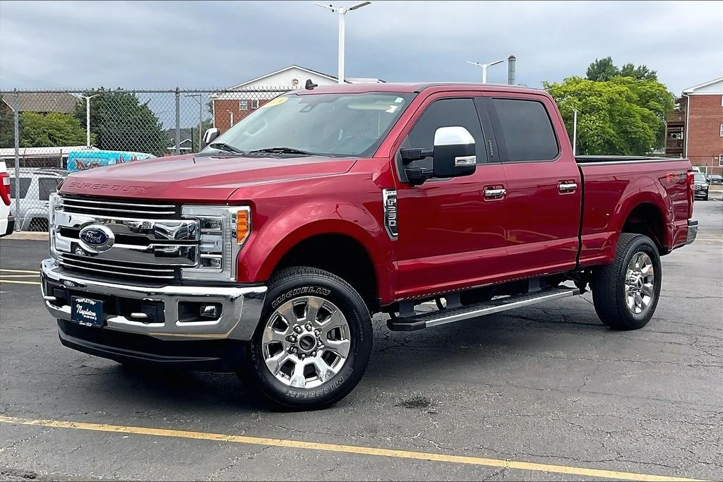 Used 2019 Ruby Red Metallic Ford Lariat image 11