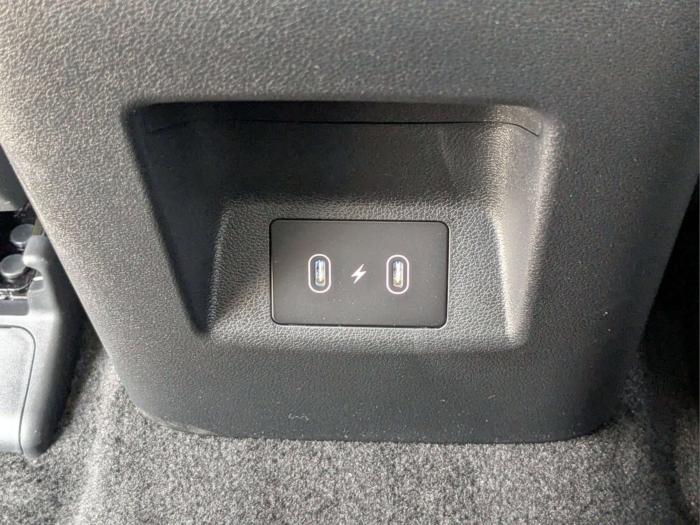 New 2026 Ecotronic Gray Hyundai SEL Premium FWD image 17