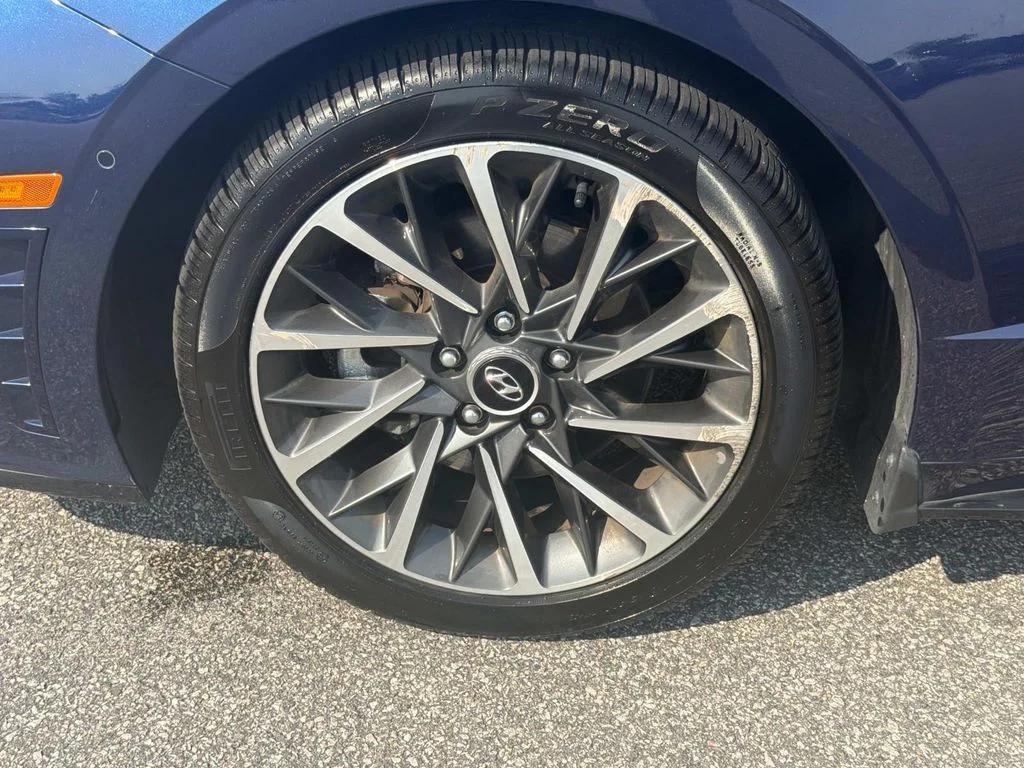 Used 2022 Blue Hyundai Limited image 29
