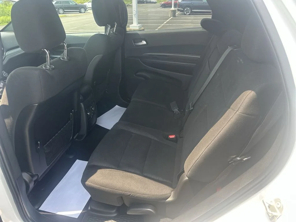 Used 2023 White Dodge SXT image 28