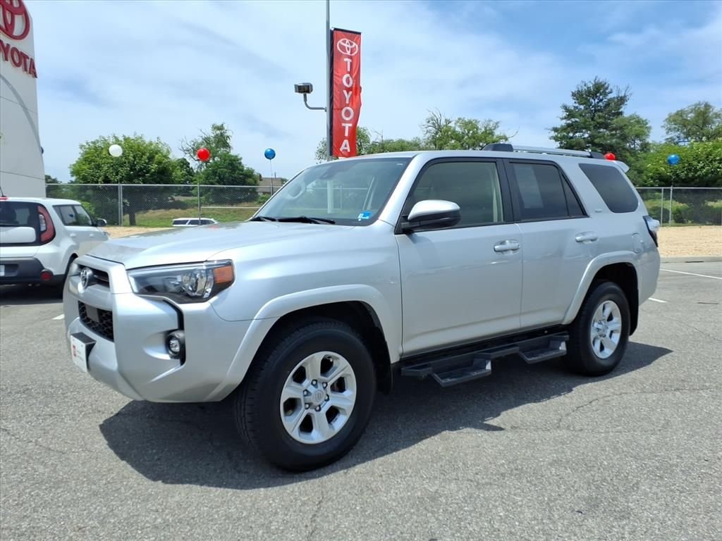 2023 Toyota 4Runner SR5 - Photo 8