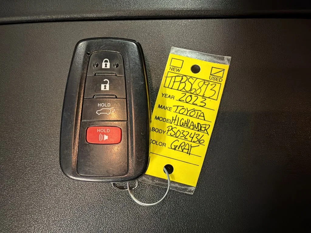 Used 2023 Gray Toyota XLE image 35