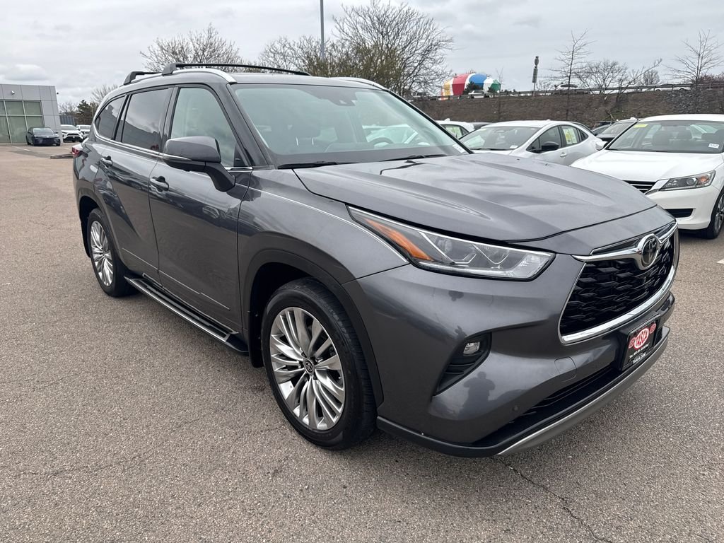 Used 2023 Gray Toyota Platinum image 12