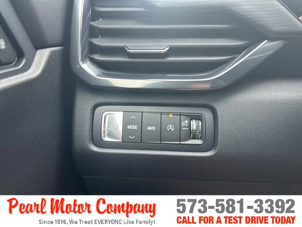 2026 GMC Acadia AT4 - Photo 14
