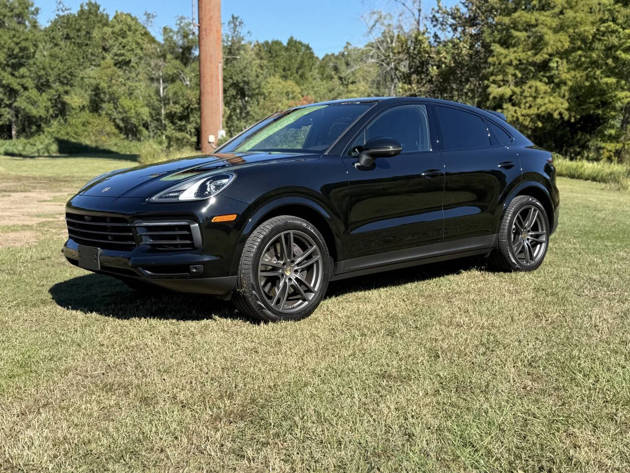 Used 2023 Black Porsche Coupe Platinum Edition AWD 4dr SUV image 6