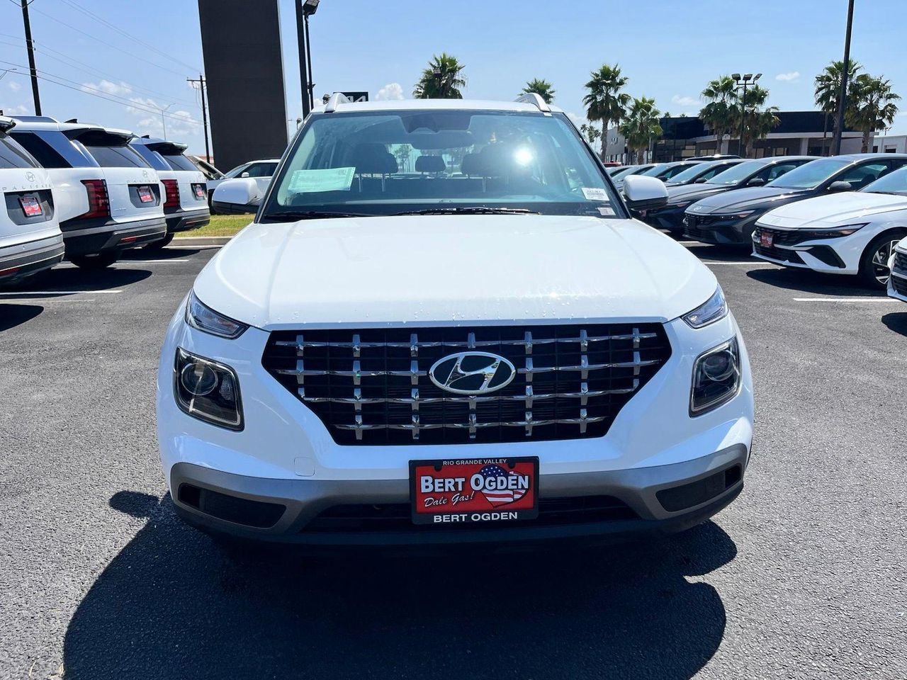 New 2026 White Hyundai SEL image 2