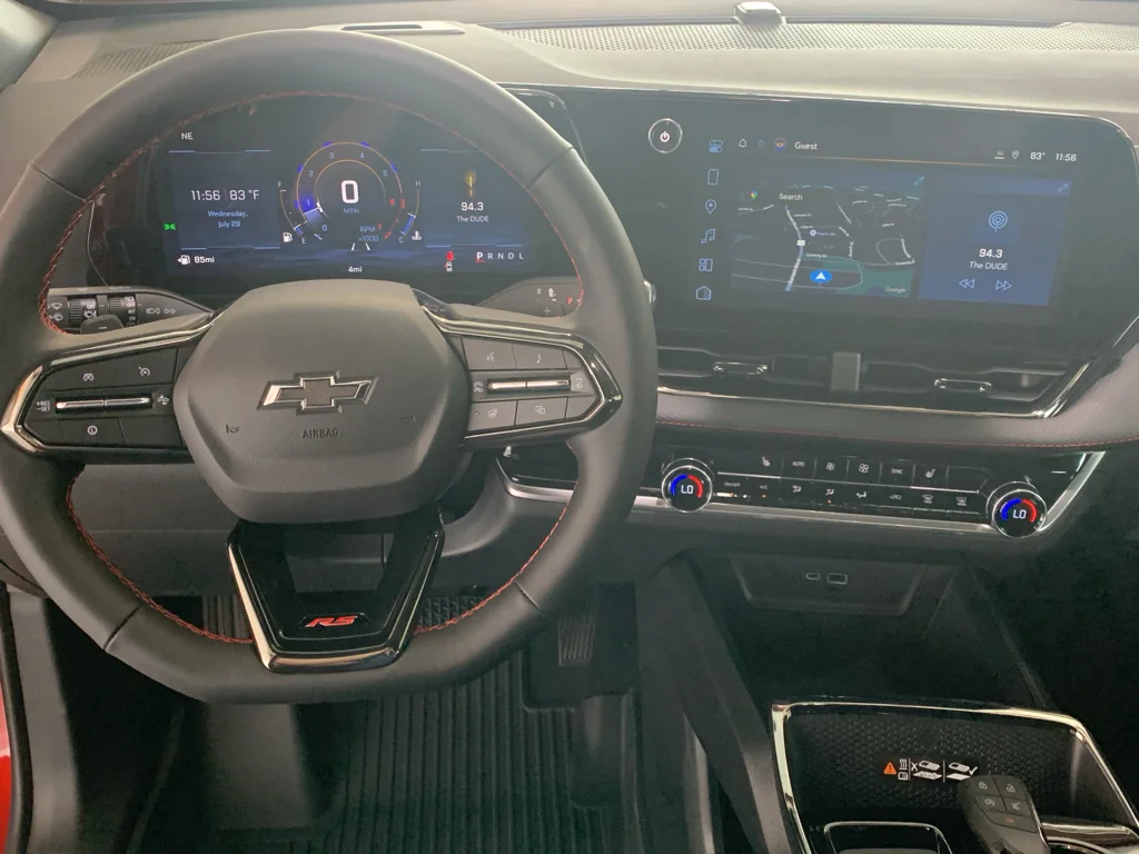 2027 Chevrolet Equinox RS - Photo 17