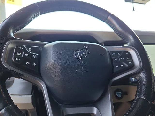 Used 2021 Green Ford Badlands image 10