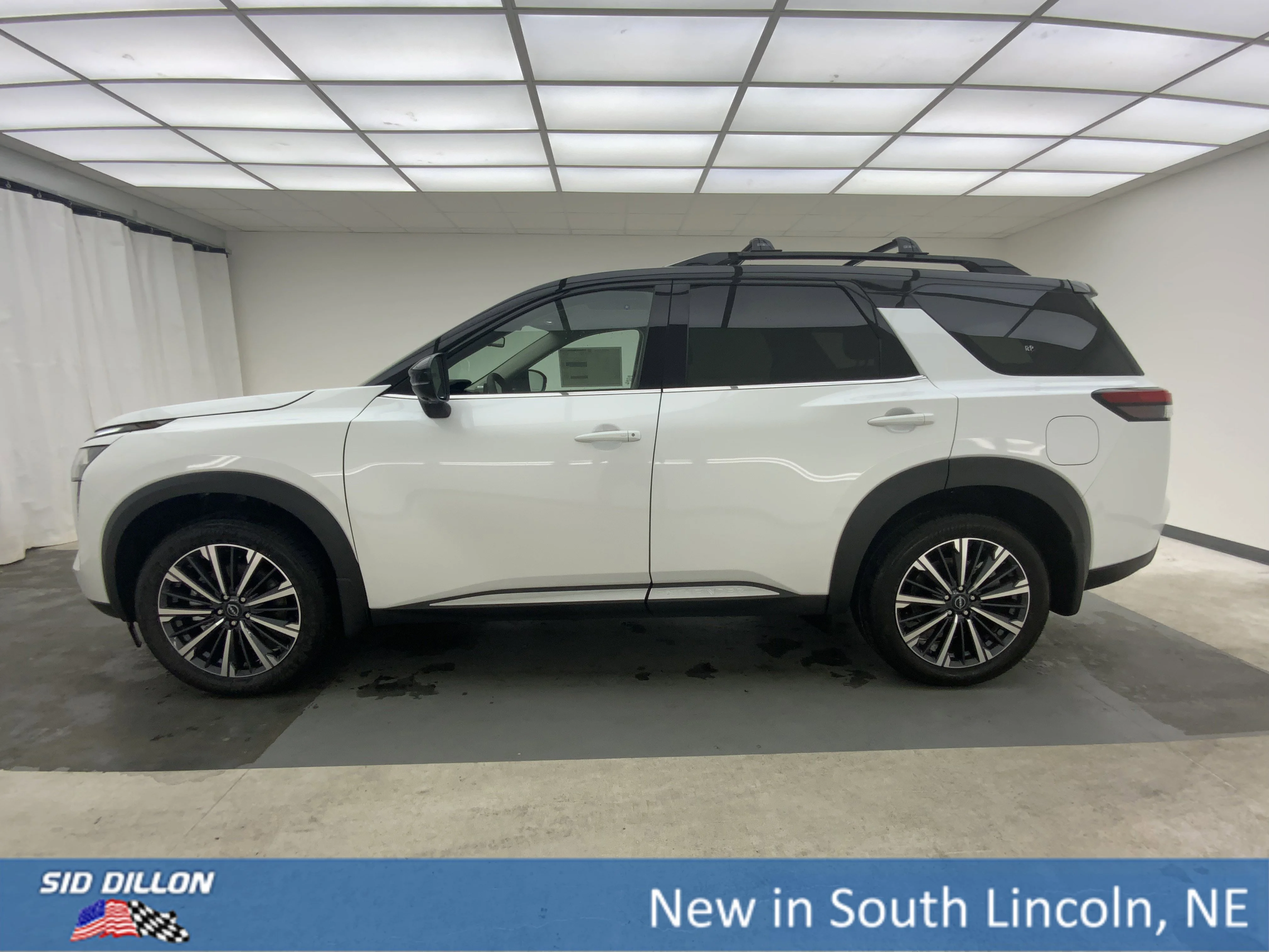 New 2026 Nissan Pathfinder Platinum SUV in #4N27339 | Sid Dillon