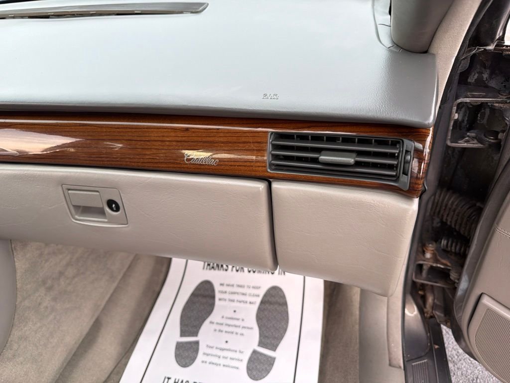 Used 1999  Cadillac Base image 14