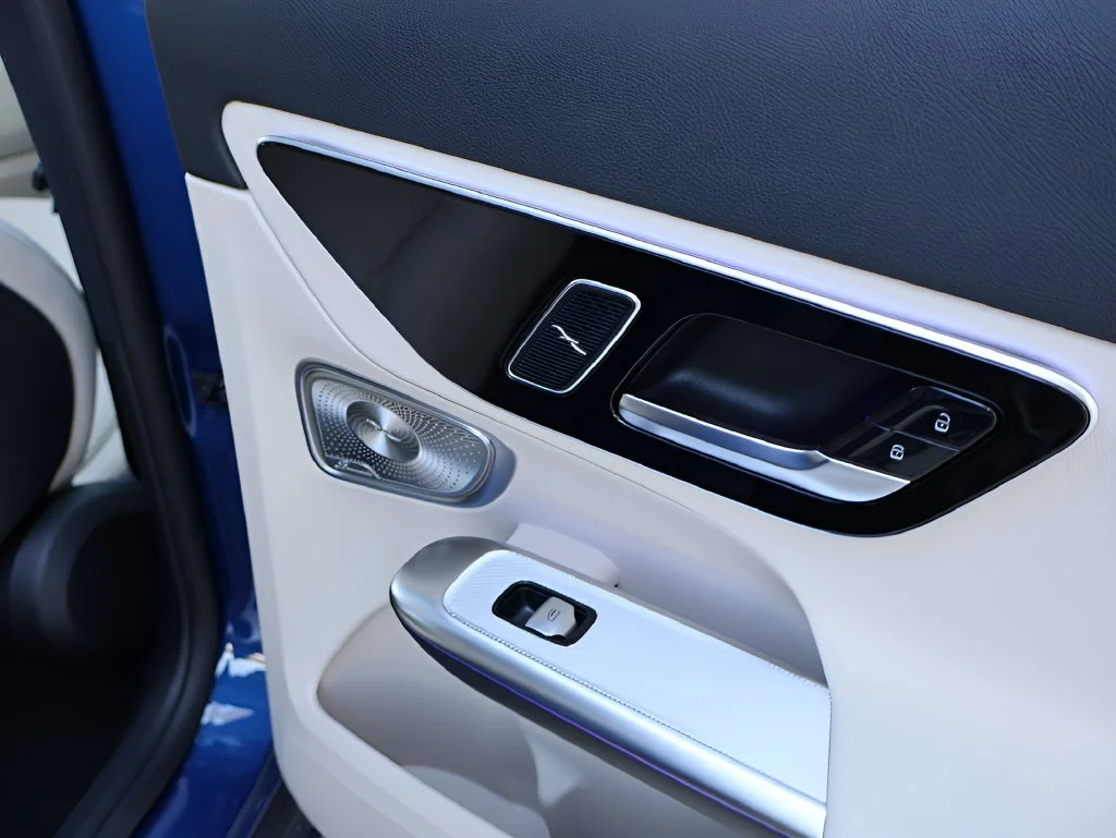 New 2027 Blue970 Mercedes-Benz GLC 300 image 14