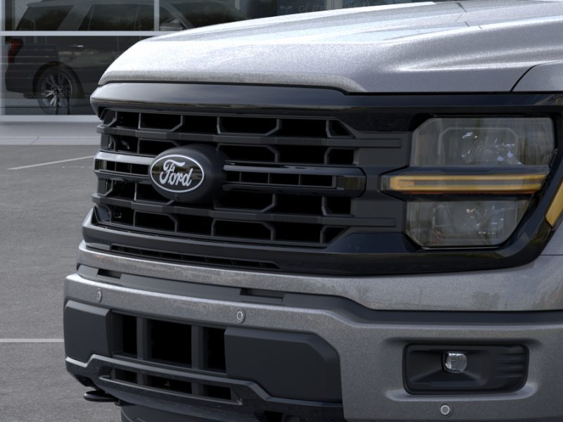 New 2026 Carbonized Gray Metallic Ford XLT image 39