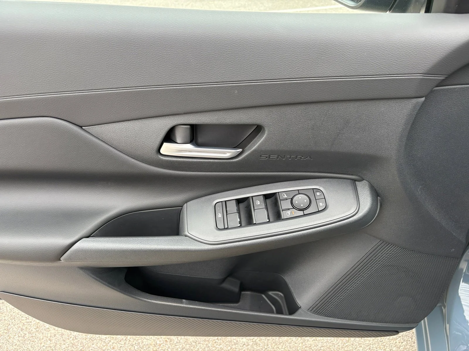 New 2026 Atlantic Gray Metallic Nissan SV image 27