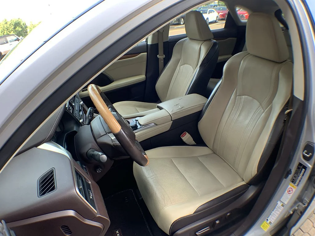 Used 2016 Silver Lining Metallic Lexus 350 image 11