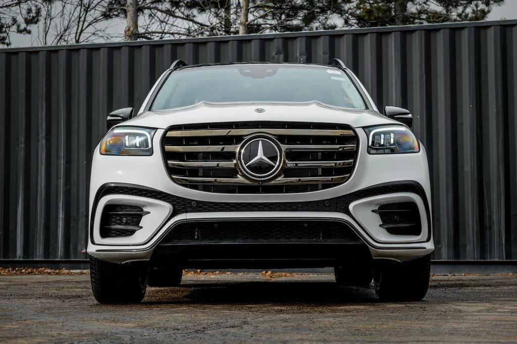 Certified Used 2026 Polar White Mercedes-Benz GLS 450 image 5