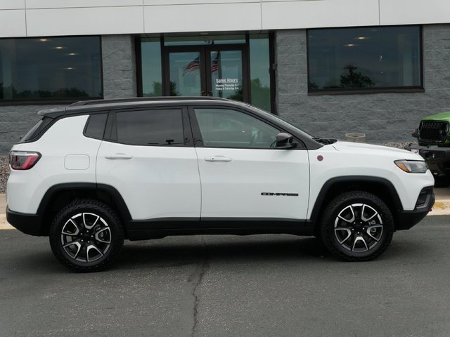 2024 Jeep Compass Trailhawk