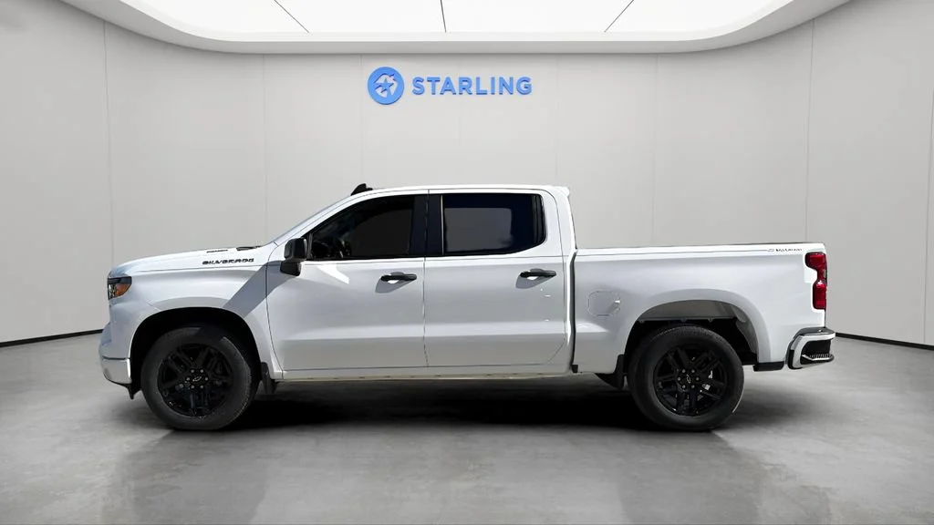Used 2024 Summit White Chevrolet Custom image 4